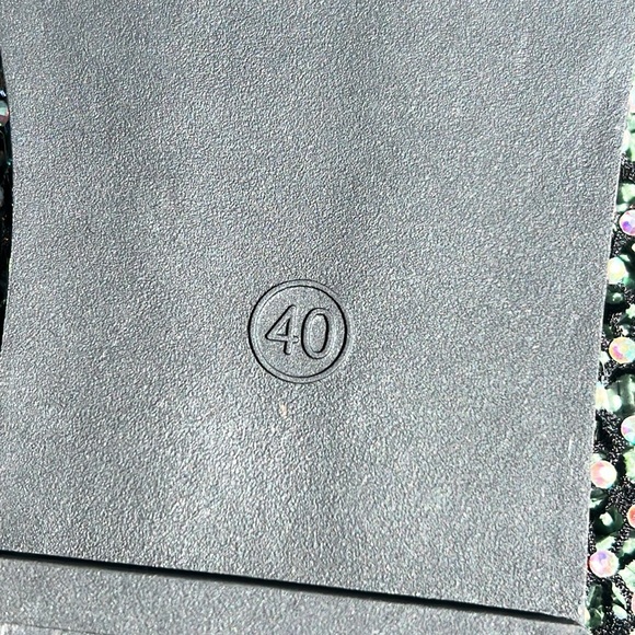 New size 40 women’s Rhinestone mesh sock shoes. Fits size 8.5-9 medium. - Picture 6 of 7